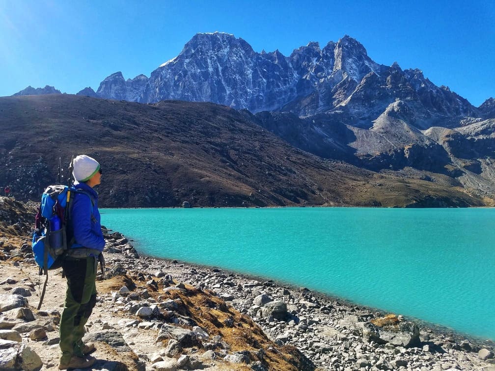 serene gokyo lake view