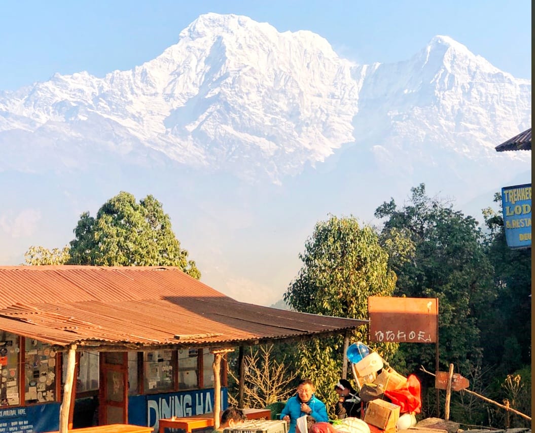 Magnificent Himalayan views along the Khopra Ridge trekking path