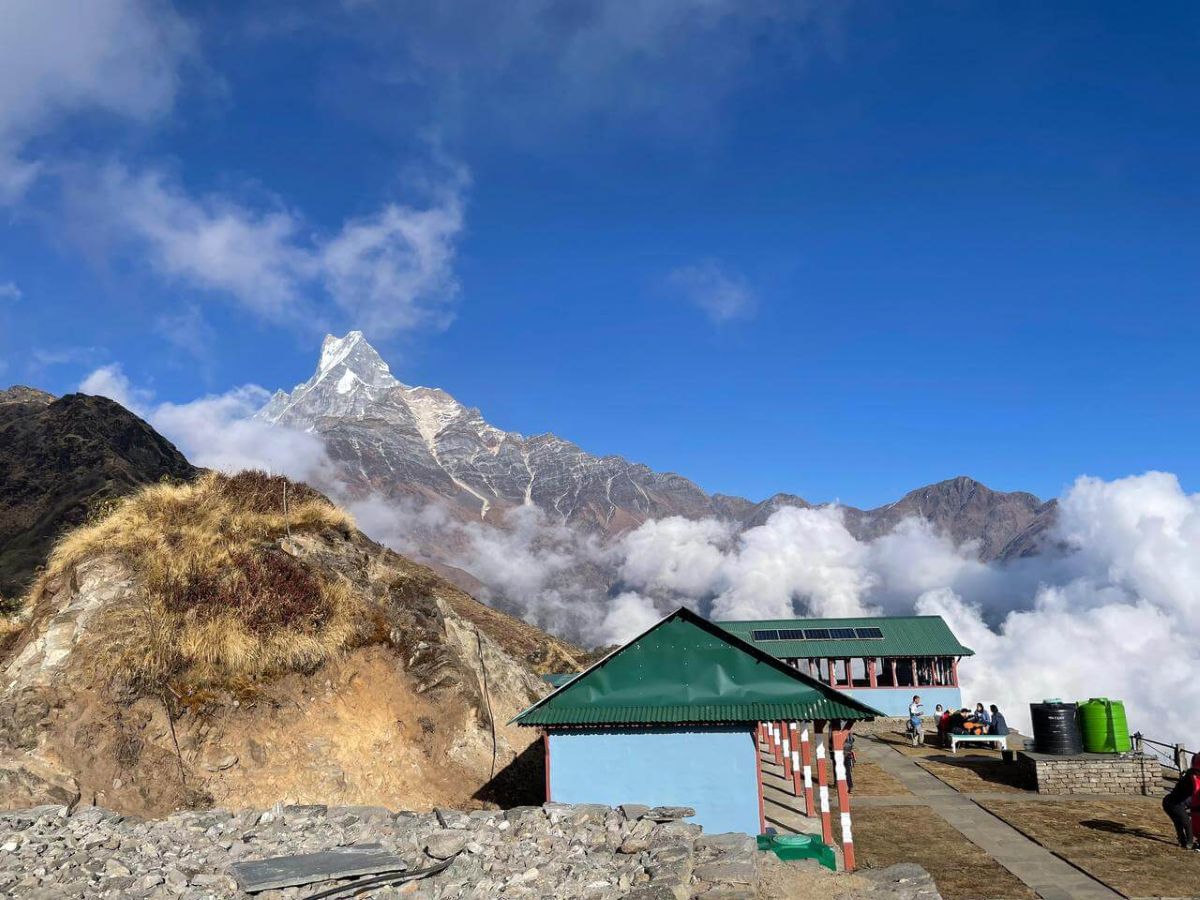 when is the best time to trek mardi himal in nepal